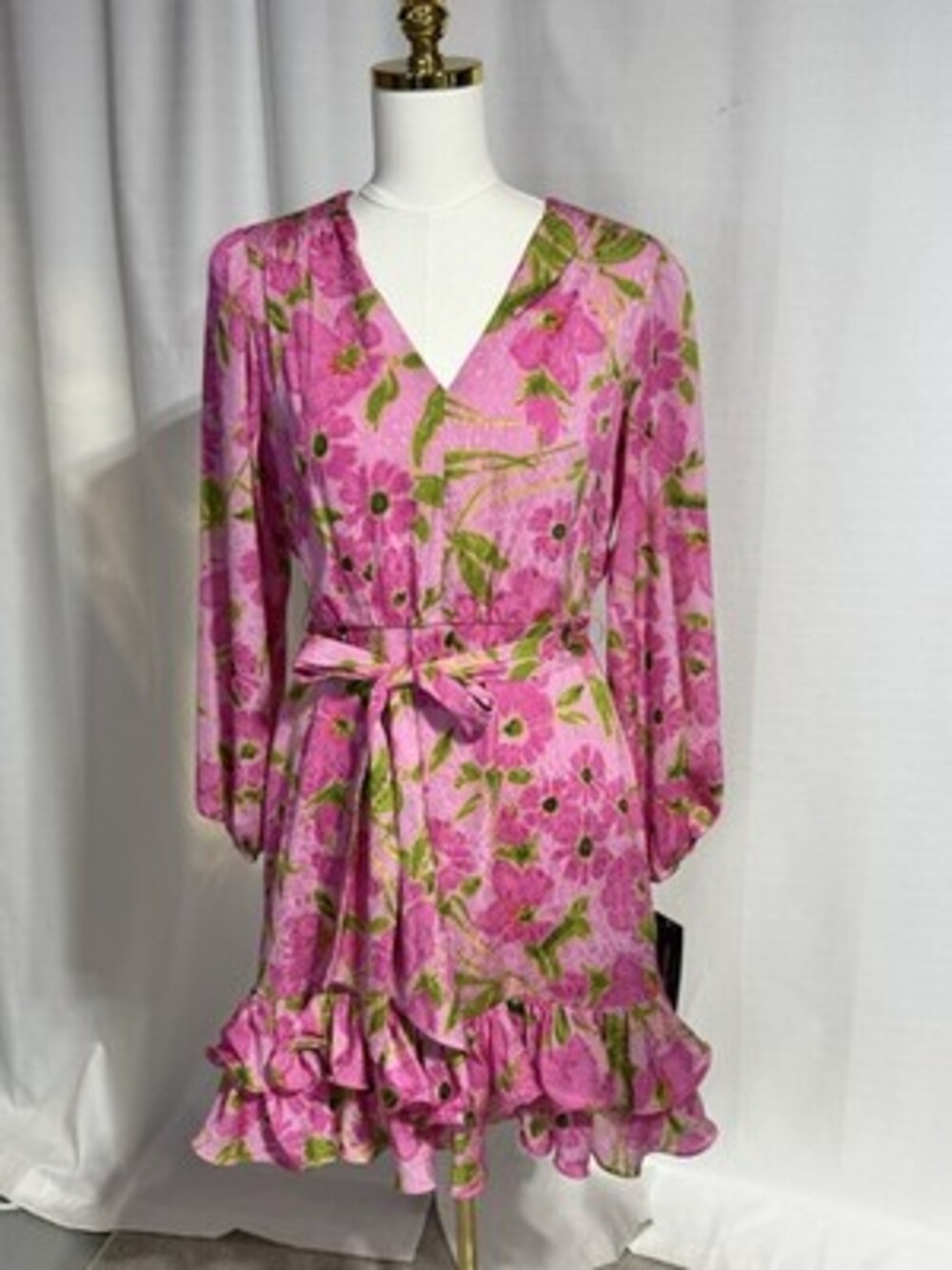 NWT Taylor Garden Botanical Pink Dahlia Faux Wrap with Tie Waistband Size 10